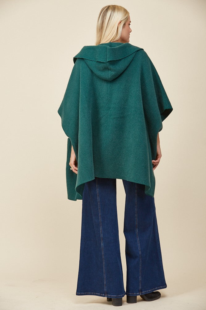 OVERSIZED HOODED KNIT PONCHO WITH POCKETS W6444JIA