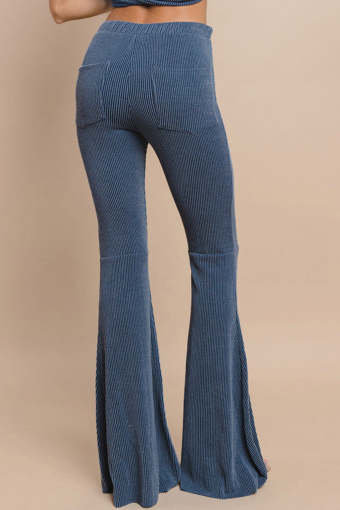 RIBBED KNIT FLARE PANTS W2300PAC