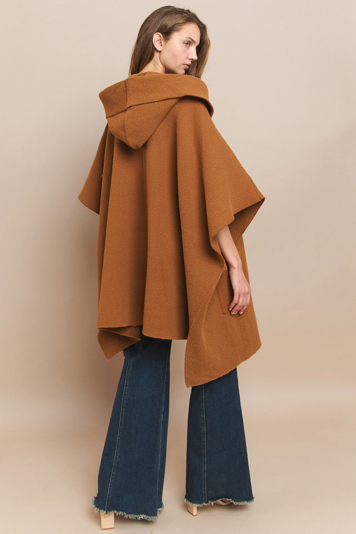 OVERSIZED HOODED KNIT PONCHO WITH POCKETS W6444JIA