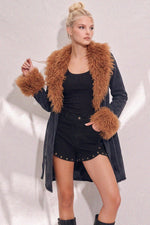 BLACK/TAN