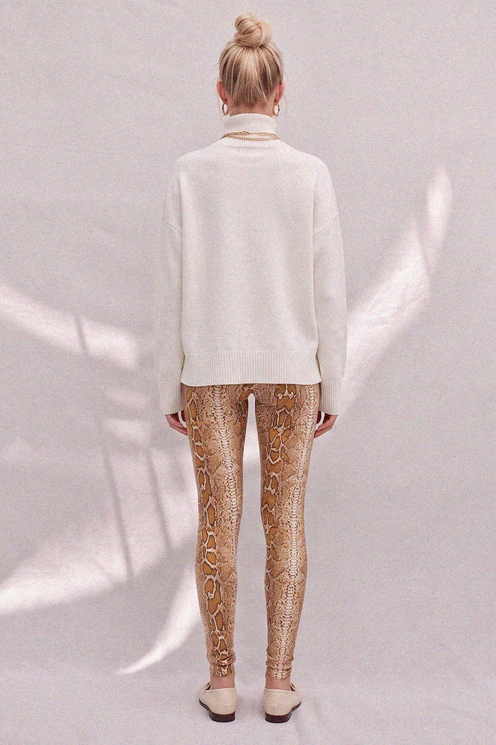 FAUX LEATHER ANIMAL PRINT LEGGINGS W2423PB
