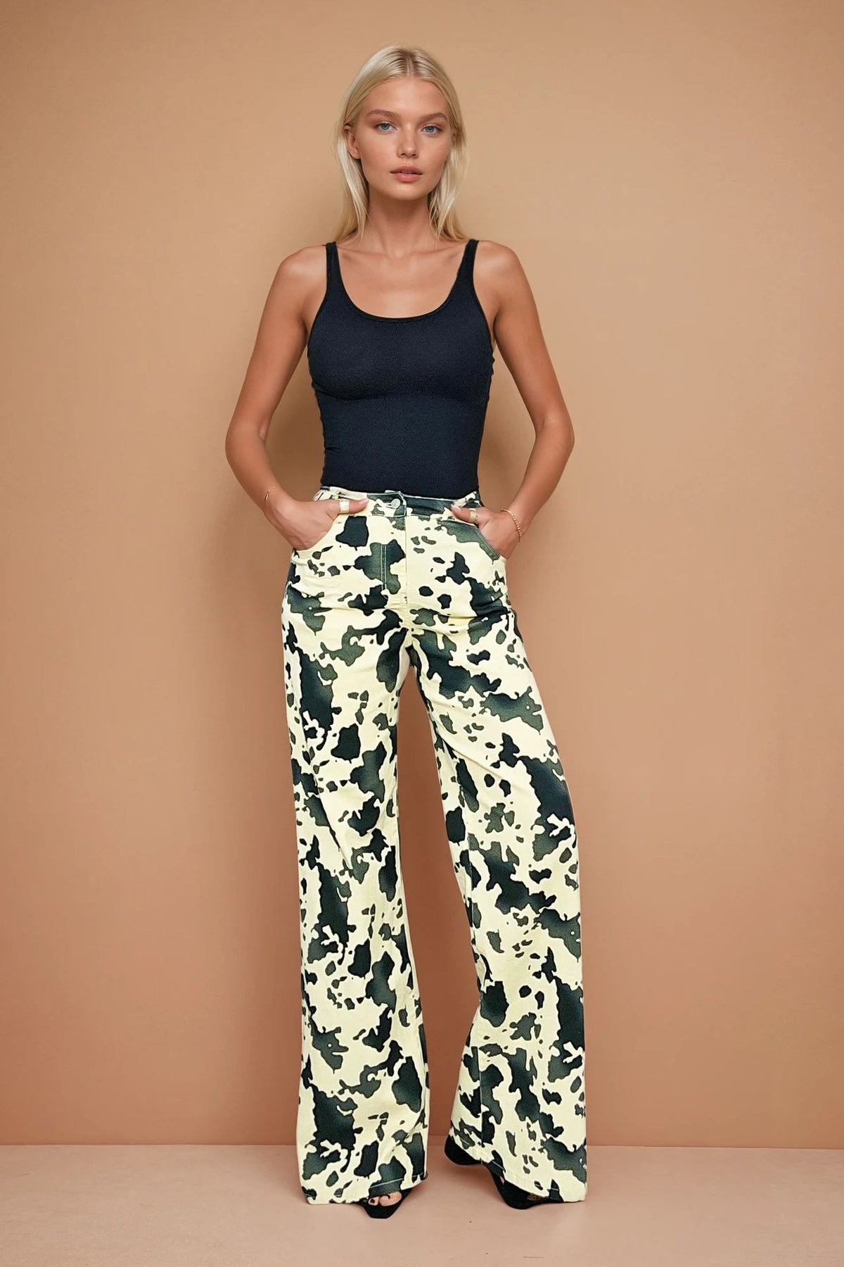STRAIGHT FIT COW PRINT DENIM JEANS WITH STRETCH W2415PIA